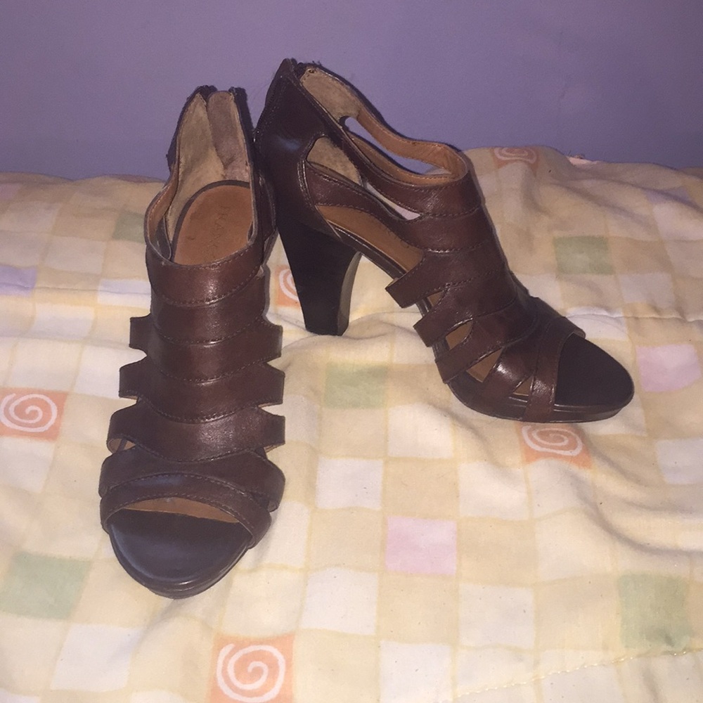 Brown dress shoes